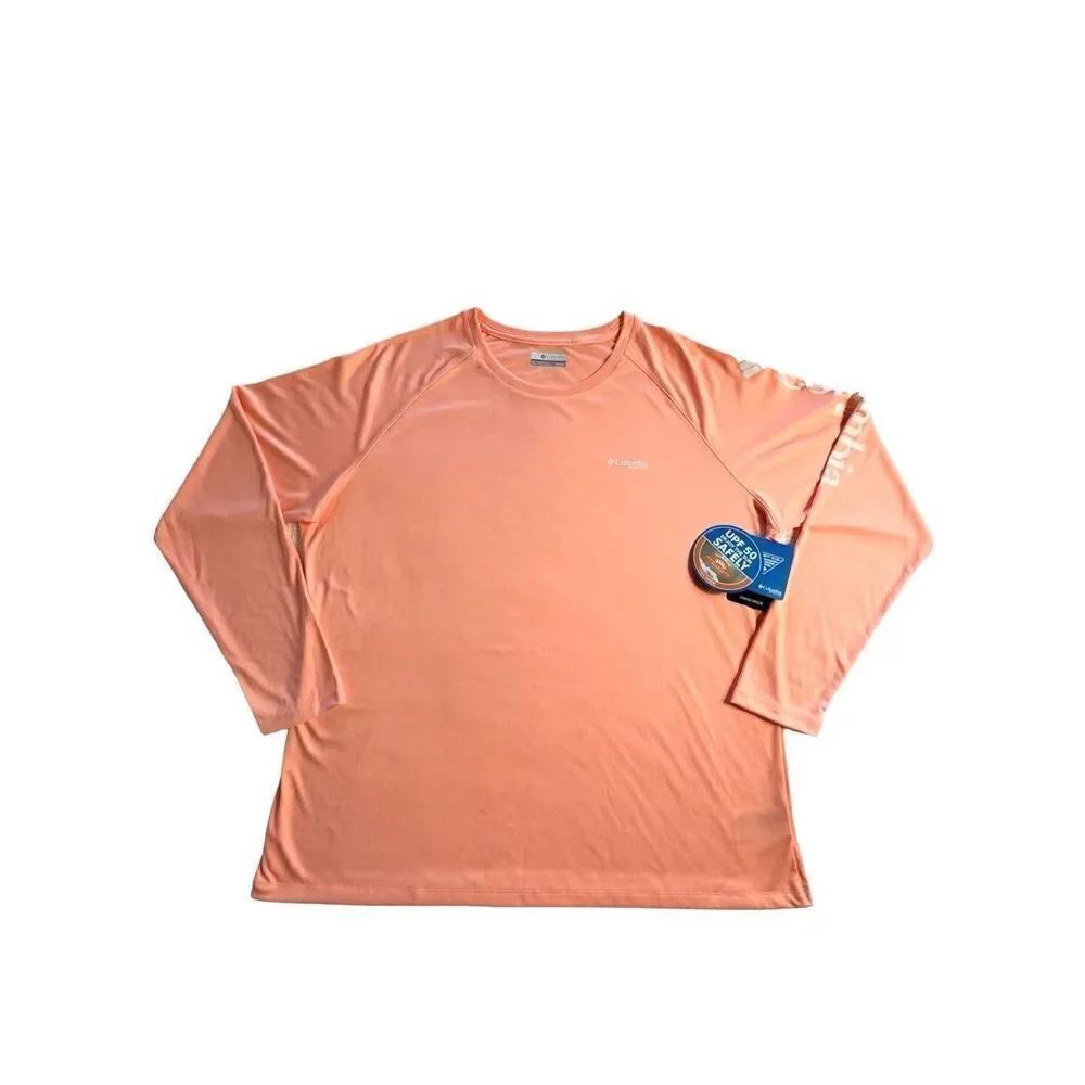 Columbia Women’s 1X PFG Tidal Tee II Solid Long Sleeve Logo Tee in Peach Pink